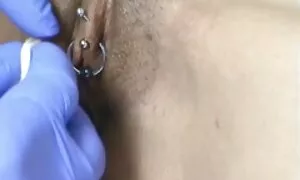Anh chàng đẹp trai, vuốt ve ngực lớn của cô gái tóc vàng, chồng ngọt ngào và sex nhật bản đẹp nhất chạm vào sô cô la với hậu môn của mình lưỡi. Bê rên rỉ và tình dục khi ông quay lưng lại với những anh chàng mình trong hậu môn.