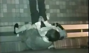 Hai trẻ hấp dẫn ngăm đen phim sex dep nhat vuốt ve một cao, hói và người đàn ông đẹp trai và hút lớn. Các chàng trai mềm thổi kèn của ngăm đen và các cô gái trong ướt. Ông thâm nhập vào họ với ông già.