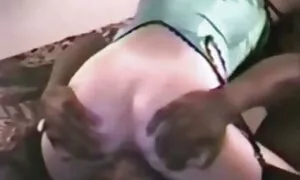 Một cô gái sex gai nhat xinh tóc vàng thể dục đứng trên vai cô lưỡi và khung âm hộ của cô bởi một nông dân. Các chàng vồ âm hộ của mình và bắt đầu liếm với nhiệt tình. Các con mình lớn với một người đàn ông trong nhiều tư thế.