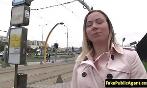 Khiêu gai xinh thu dam moi nhat dâm Video của Đỏ không gợi cảm bằng tay trong quần lót. Loại tóc đổ đồ thế.