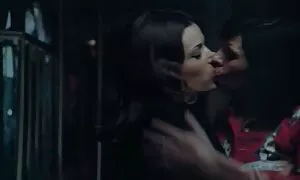 Khiêu dâm video của con điếm già dạy trẻ tình dục. Loại lưỡng tính, ngăm đen, già, mẹ trẻ dầu. phim sex gái đẹp nhật bản